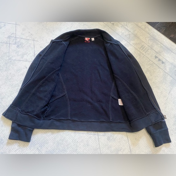 Ladies Puma zip up sweatshirt - Picture 2 of 5